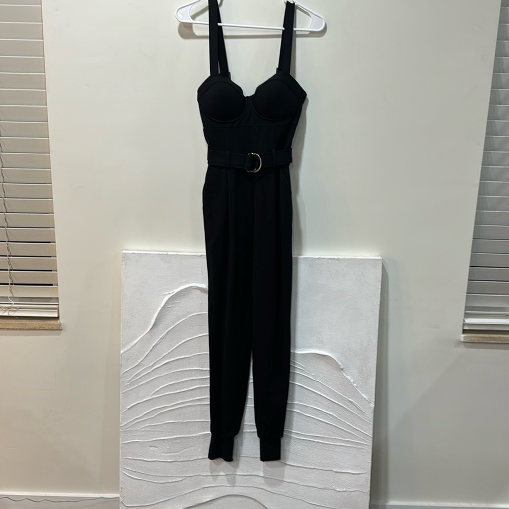 Black guess jumper